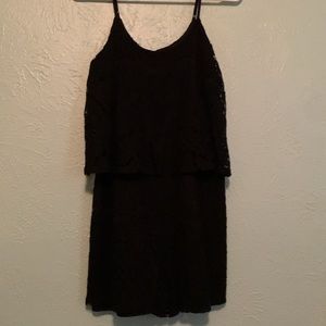 Women’s jumper in black lace, size XS.